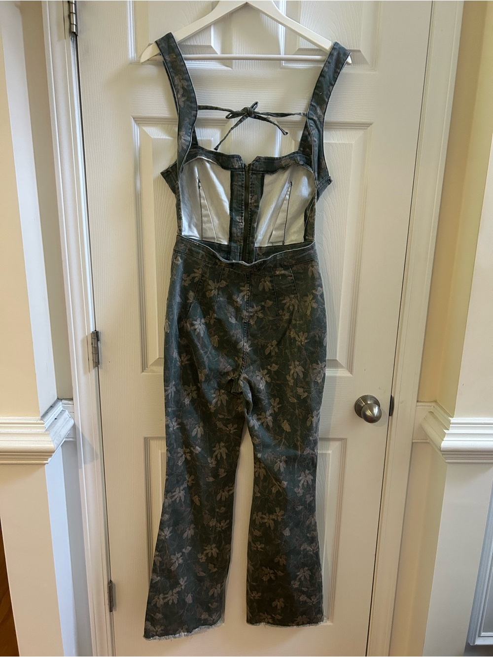 Free People We the Free CRVY 2nd Ave Printed One Piece Jumpsuit Size 6 - Picture 5 of 9